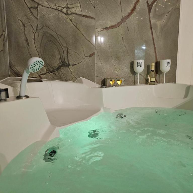 Florence Colonna Spa - Appartamento con 1 Camera da Letto - 1