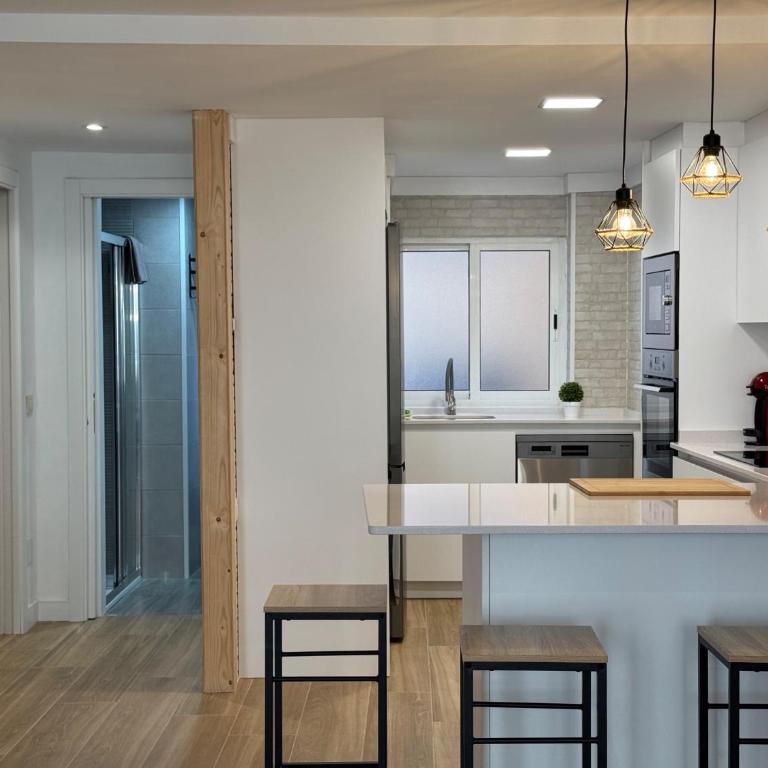 CENTRO VIGO Apartamento reformado, AVE-VIALIA - muy céntrico 5PAX - Apartamento de 2 dormitorios - 21