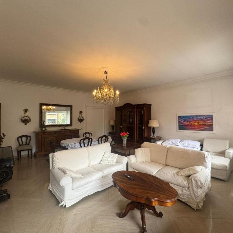 Spacious Getaway with Roman Charm - Apartment mit 4 Zimmern - 1