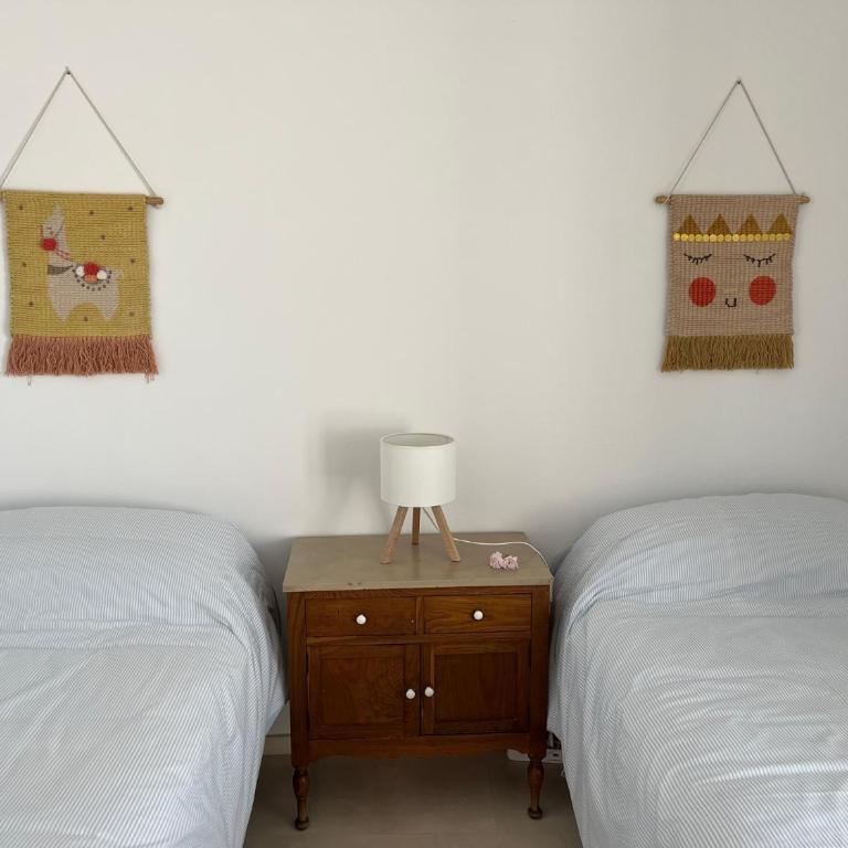 Casa con jardín y piscina en Córdoba - Casa de 4 dormitorios - 4