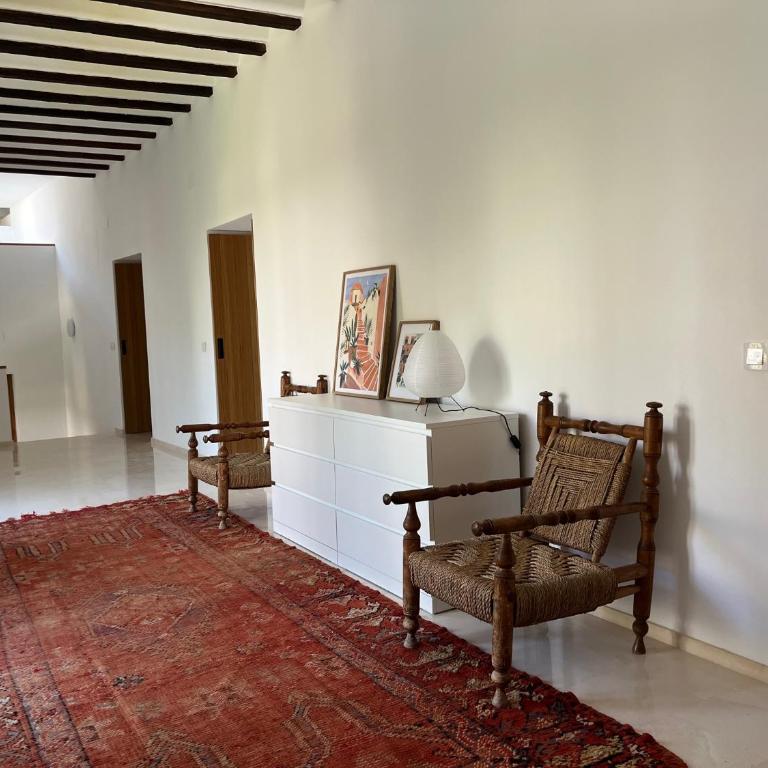 Casa con jardín y piscina en Córdoba - Casa de 4 dormitorios - 5