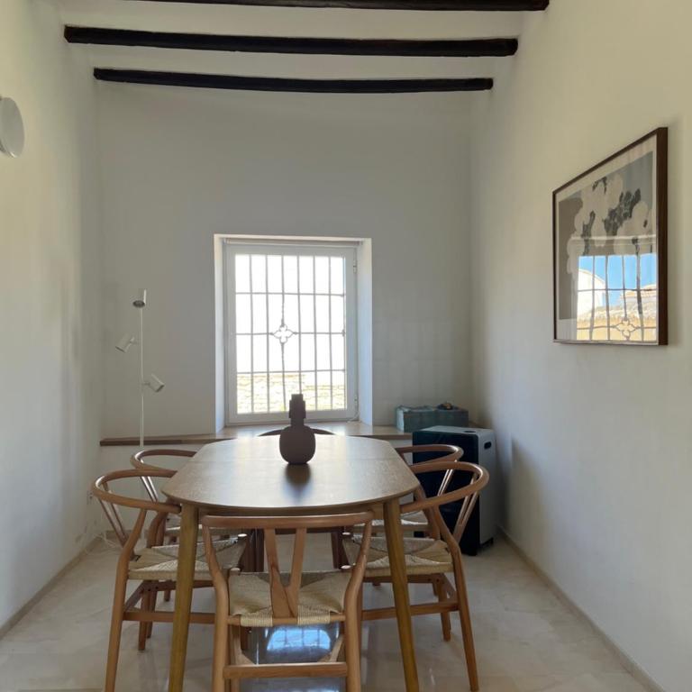 Casa con jardín y piscina en Córdoba - Casa de 4 dormitorios - 42