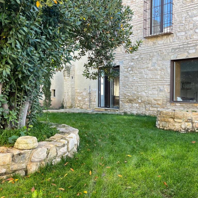 Casa con jardín y piscina en Córdoba - Casa de 4 dormitorios - 49