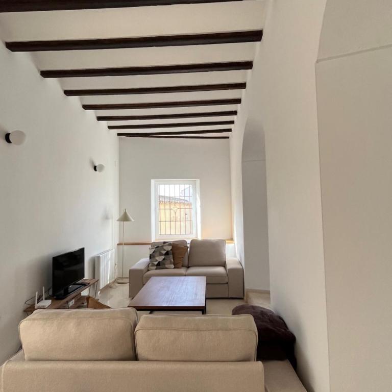 Casa con jardín y piscina en Córdoba - Casa de 4 dormitorios - 54