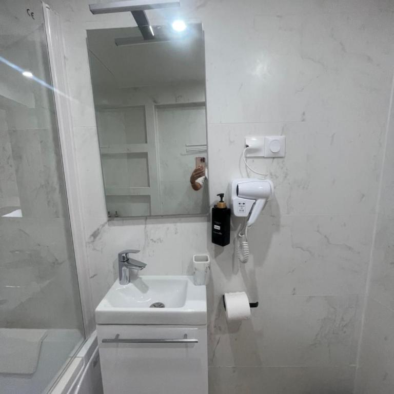 Hôtel du Parc Canal - Stade de France - Habitación Deluxe - 16