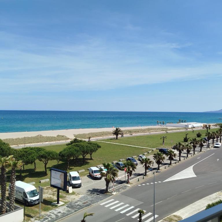 Lumineux T2 proche plage, commerces dans résidence avec ascenseur-5FL87 - Appartamento con Vista Mare - 1