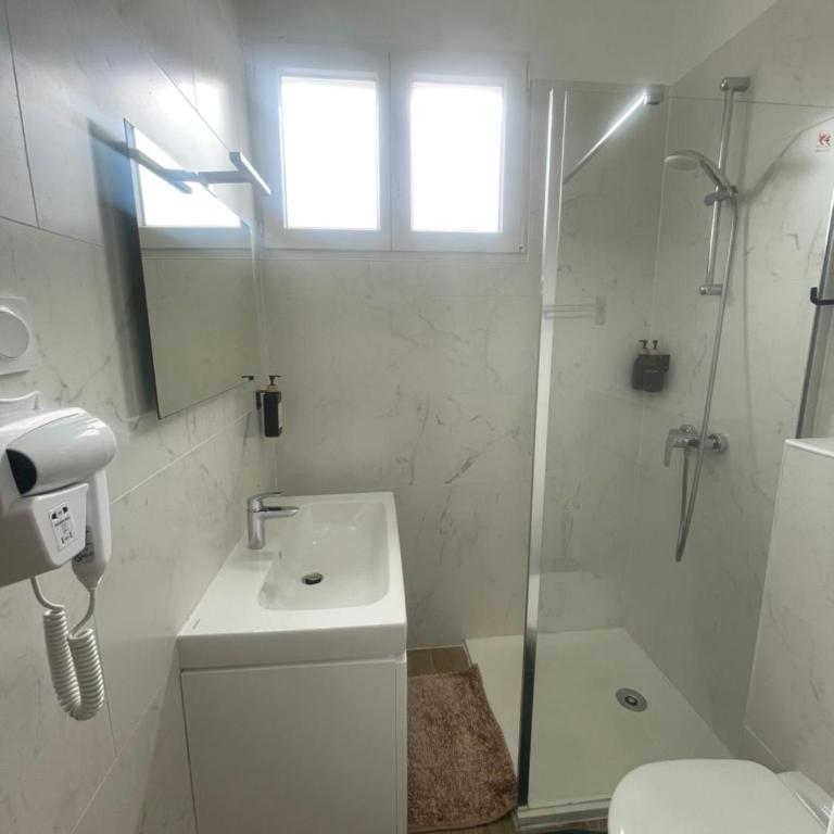 Hôtel du Parc Canal - Stade de France - Habitación Triple - 2