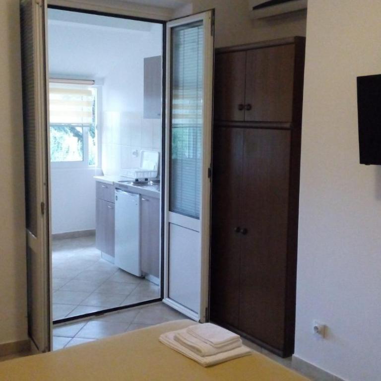 Apartmani Luka - Apartment - 8