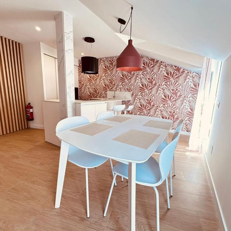 AtuaireHome Mirando a las agujas de la Catedral de Burgos - Apartamento de 2 dormitorios - 11