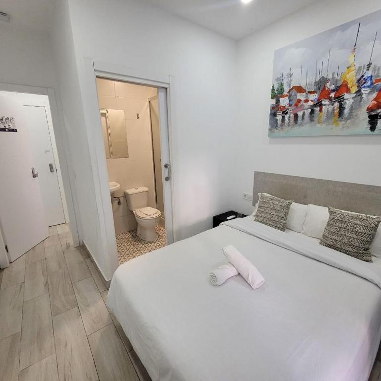 AYZ Silvela - Auto check-in property - Habitación Doble Superior - 5