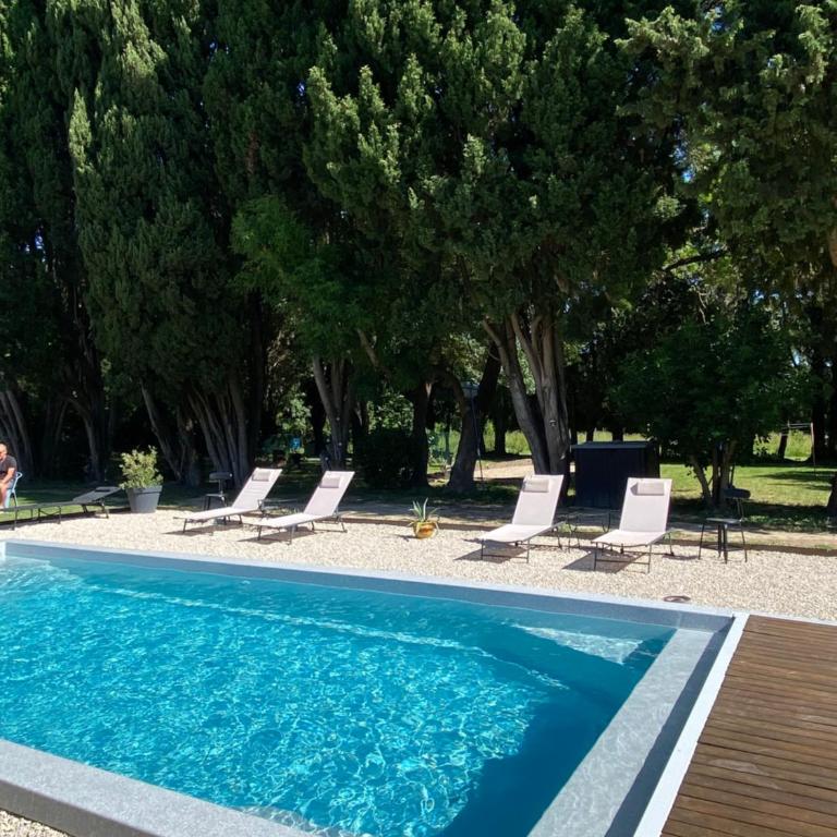 Gîte Les cyprès de l'ile - Apartment with Terrace - 22