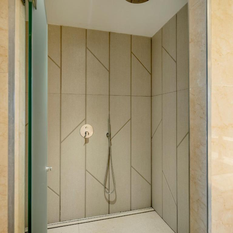 Ilunion Málaga - Suite Junior - 8