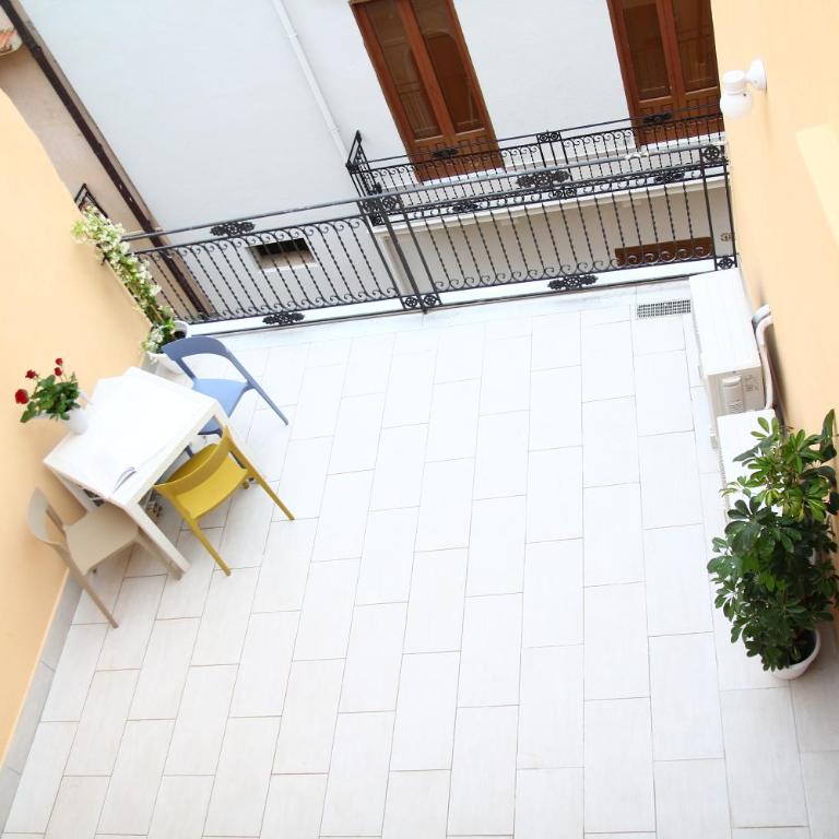 La Meridiana - Double or Twin Room with Shared Terrace - 15