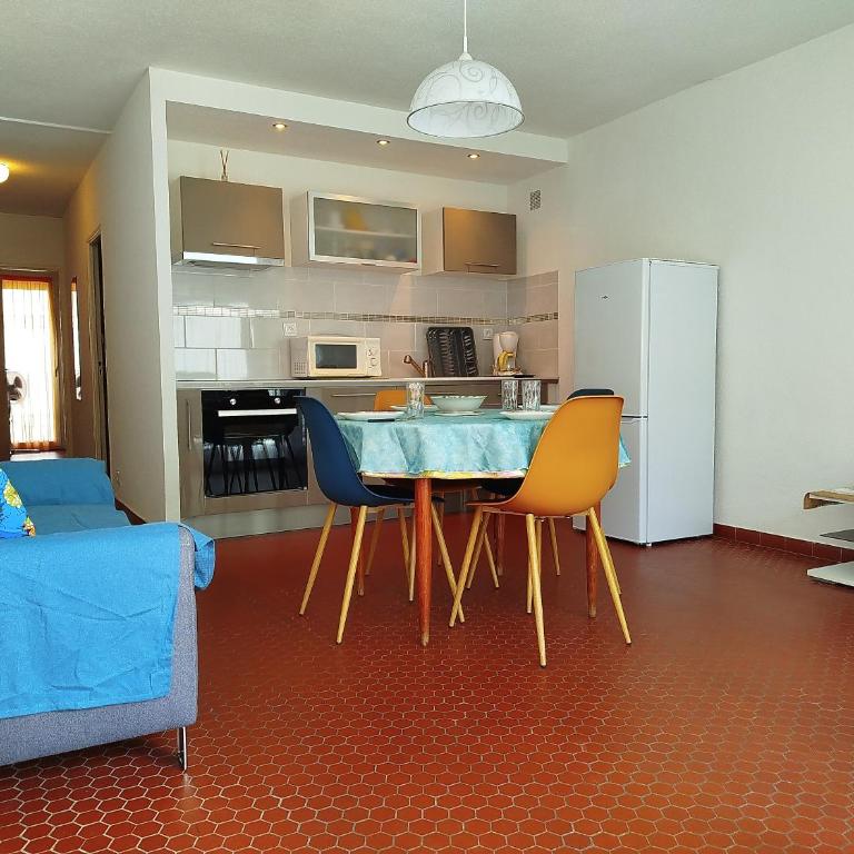 Proche du port beau T3 lumineux tout confort avec parking - 4RS121 - Apartment mit 2 Schlafzimmern - 14