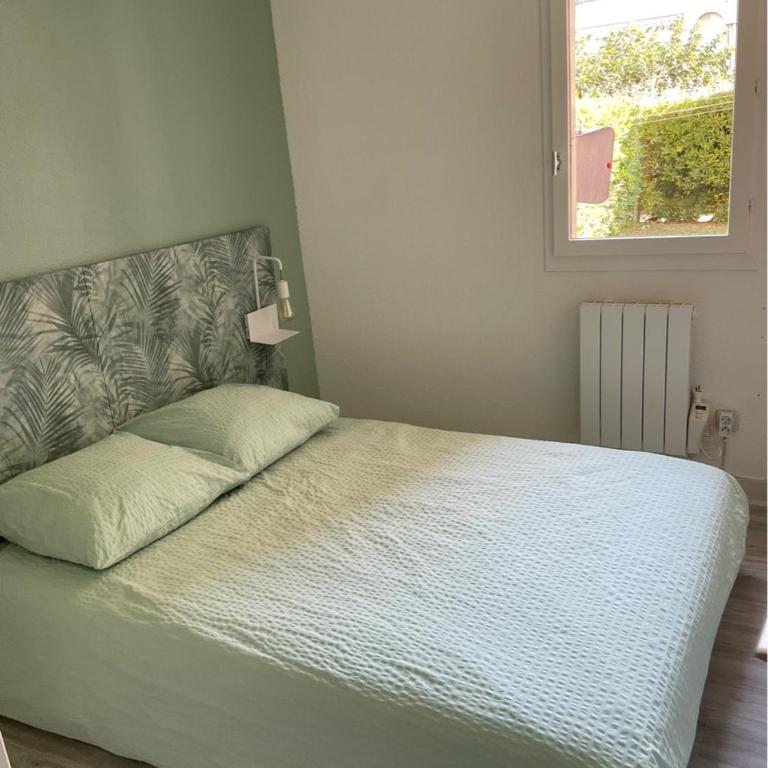 Appartement rénové avec piscine, plage 2mns à pied - Apartment mit 2 Schlafzimmern - 4
