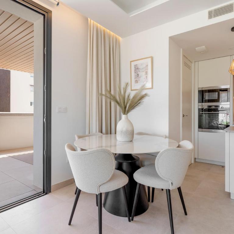 Cozy retreat Fuengirola by Costarentals - Ref 14 - Apartamento de 2 dormitorios - 9