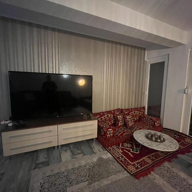 Peace Holiday Home - One-Bedroom House - 17