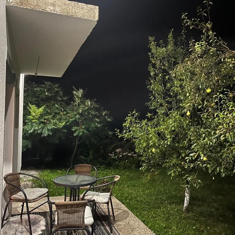 Peace Holiday Home - One-Bedroom House - 26