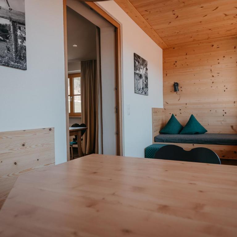 Landhaus Mucha - Ferienwohnungen - Deluxe Apartment mit 2 Schlafzimmern - 4