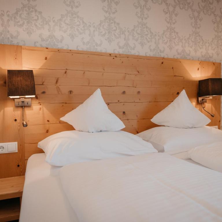 Landhaus Mucha - Ferienwohnungen - Deluxe Apartment mit 2 Schlafzimmern - 14