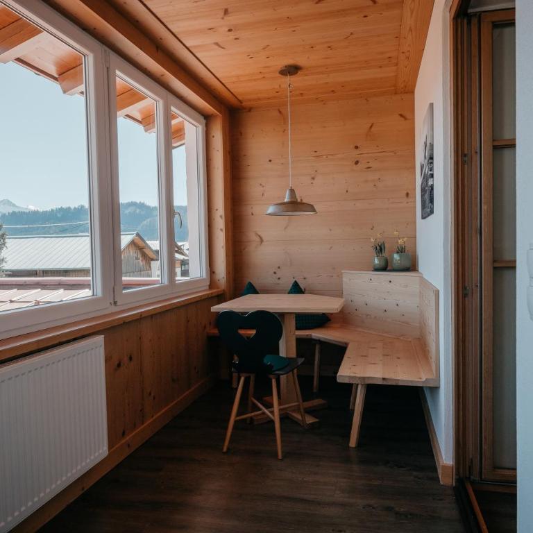 Landhaus Mucha - Ferienwohnungen - Deluxe Apartment mit 2 Schlafzimmern - 11
