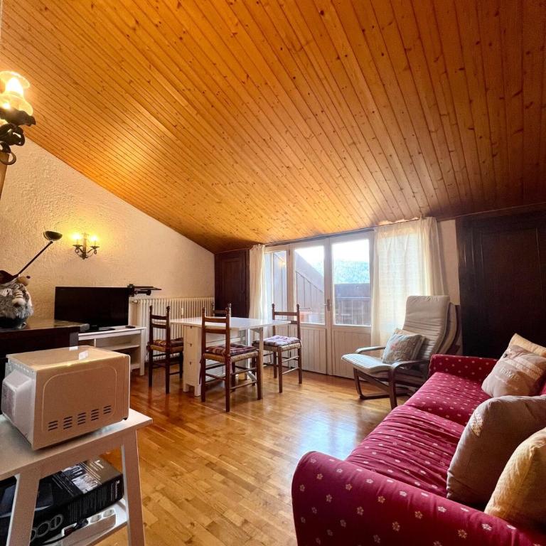 Trilocale Zangola - Appartamento con 2 Camere da Letto e Terrazza - 2