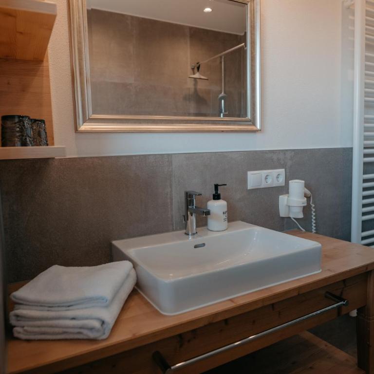 Landhaus Mucha - Ferienwohnungen - Premium Apartment mit 1 Schlafzimmer - 8