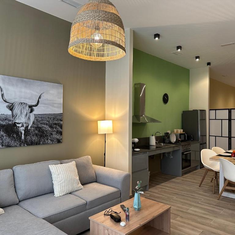 Loft para 6 pax, 15 min de Ciencias y Artes y AC - One-Bedroom Apartment - 2