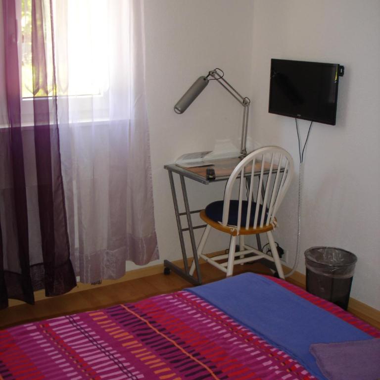 BnB Le Relais du Château - Standard Doppelzimmer mit Gemeinschaftsbad - 2