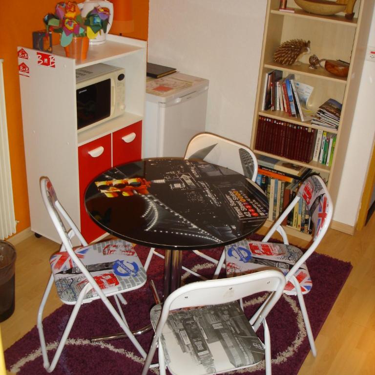 BnB Le Relais du Château - Standard Doppelzimmer mit Gemeinschaftsbad - 4
