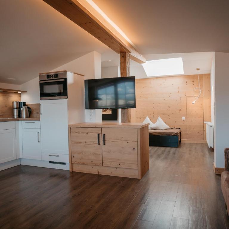 Landhaus Mucha - Ferienwohnungen - Superior Apartment mit 1 Schlafzimmer - 2