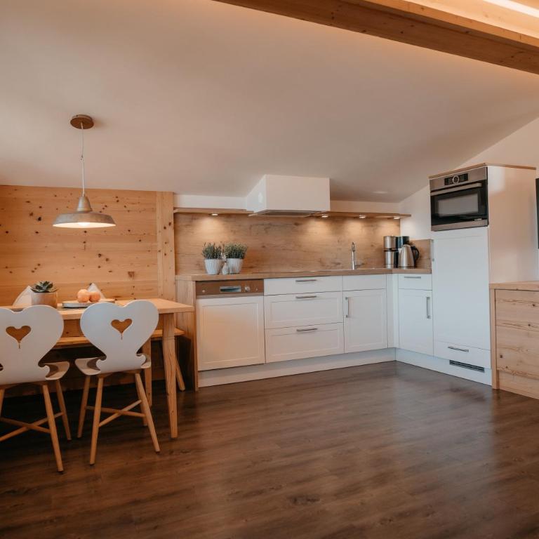 Landhaus Mucha - Ferienwohnungen - Superior Apartment mit 1 Schlafzimmer - 11