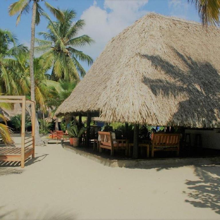 Cabaña frente al mar en la playa del Calao - Four-Bedroom House - 9