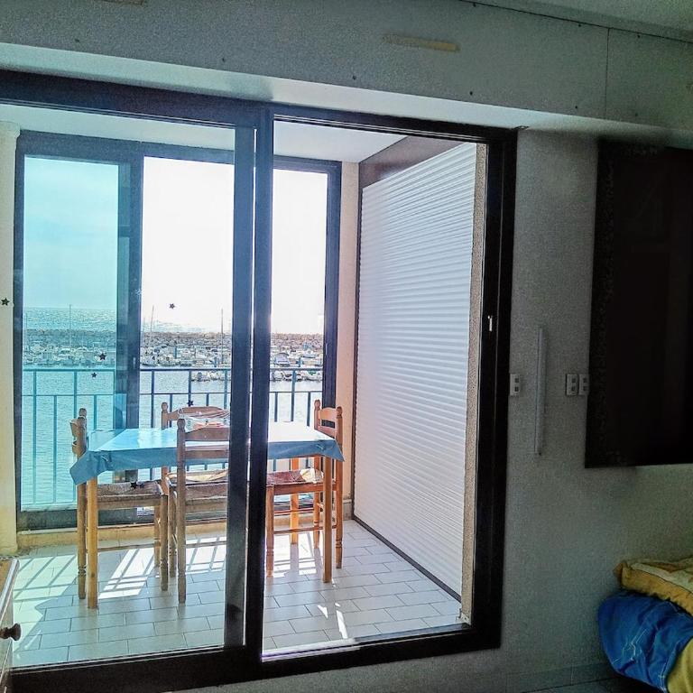 Studio Vue magique pleine mer, port, cap Béar, Racou, Climatisé - Studio - Vue sur Mer - 32