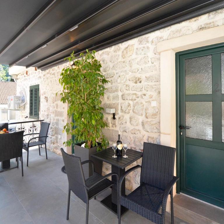 Antica Apartments - One-Bedroom Apartment - 11