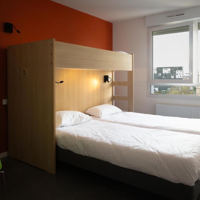 Le Spot CIS Nantes - Chambre Triple avec Salle de Bains Privative - 1