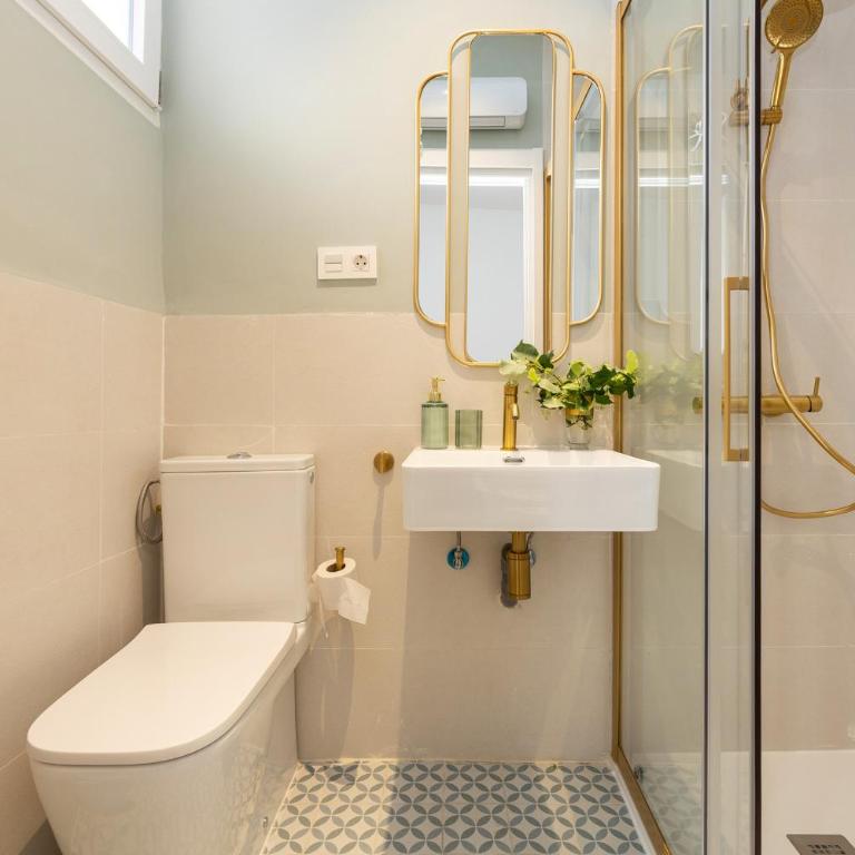 ChezmoiHomes Realejo Boutique Terrace - Three-Bedroom Apartment - 3