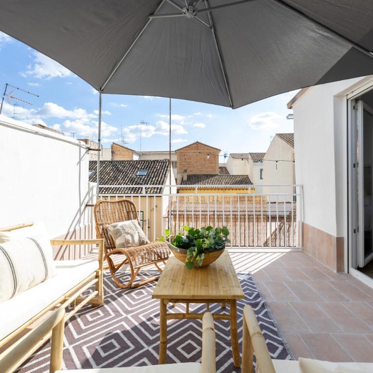 ChezmoiHomes Realejo Boutique Terrace - Three-Bedroom Apartment - 6