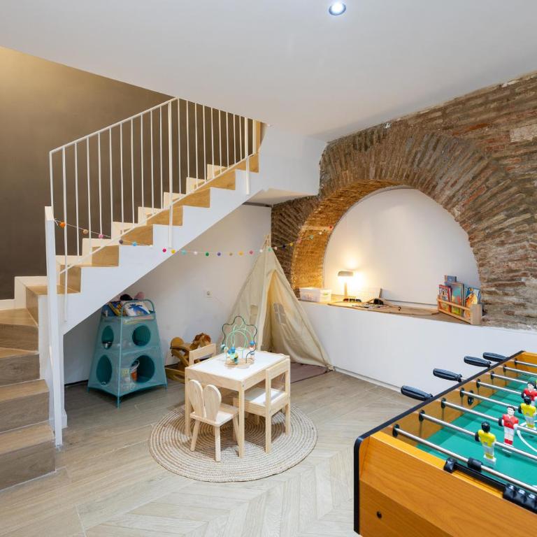 ChezmoiHomes Realejo Boutique Terrace - Three-Bedroom Apartment - 15