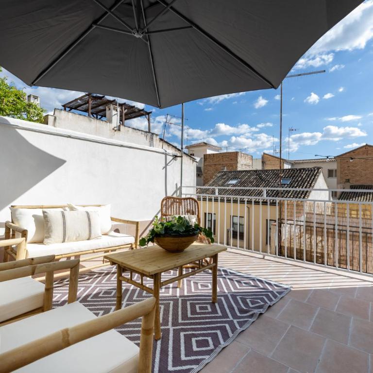 ChezmoiHomes Realejo Boutique Terrace - Three-Bedroom Apartment - 17