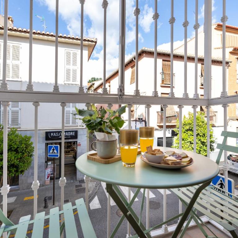 ChezmoiHomes Realejo Boutique Terrace - Three-Bedroom Apartment - 20