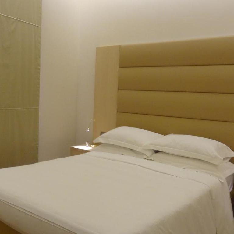 Augustana House and Suites - Camera Matrimoniale - Edificio Separato - 5
