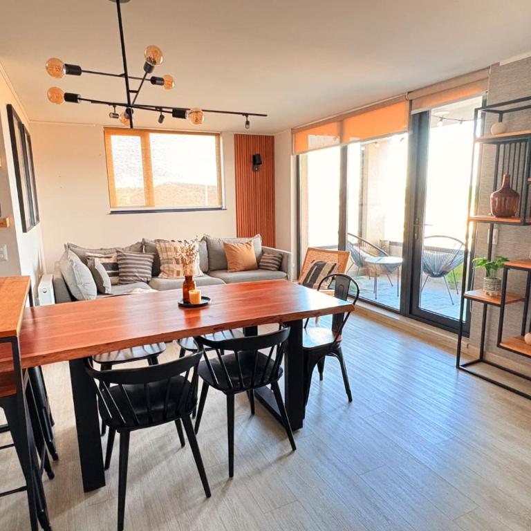 Wonderlust Natales, Torres del Paine - Three-Bedroom Apartment - 1