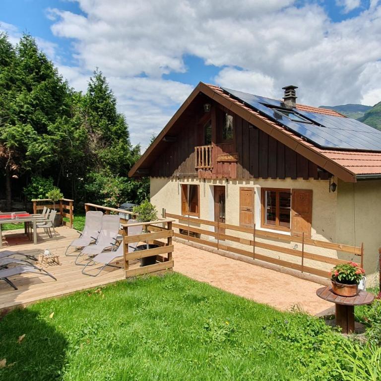 chalet cosy, jacuzzi privé, calme, idéal moto rando vélo - Maison 2 Chambres - 38
