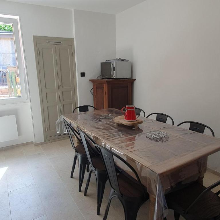 chalet cosy, jacuzzi privé, calme, idéal moto rando vélo - Maison 2 Chambres - 21