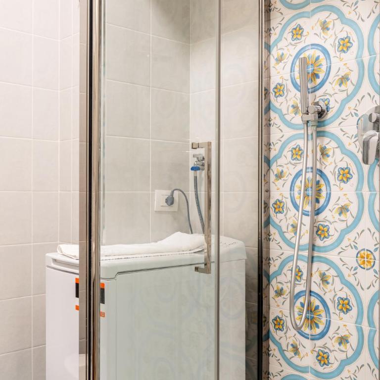 Quiet apartment only a few steps away from MM PTVenezia - Appartamento con 1 Camera da Letto - 2