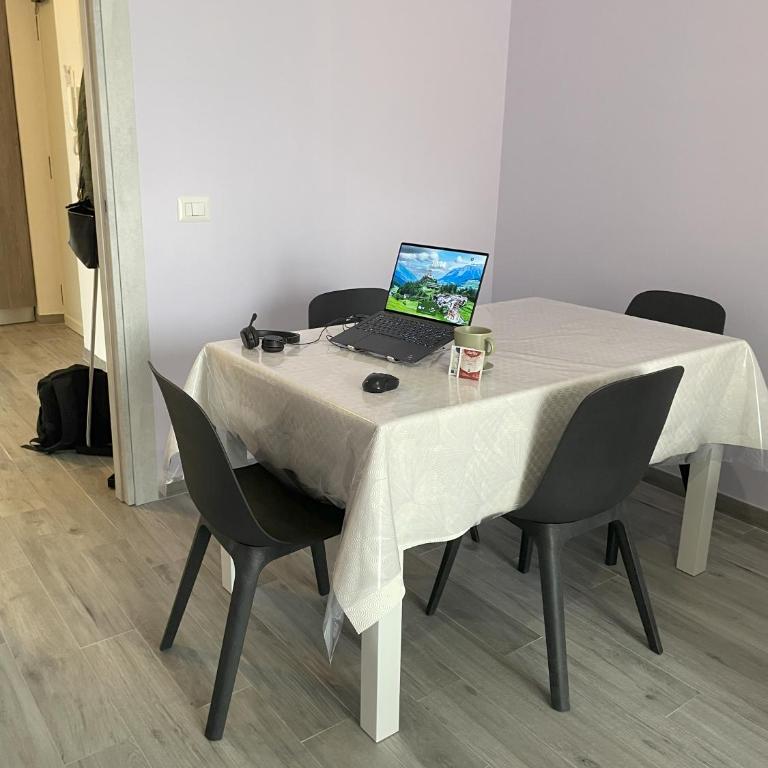 Moderno 85mq con 2 bagni e posto auto nel cortile interno - Deluxe Apartment mit Balkon und 2 Schlafzimmern - 44