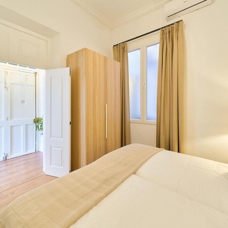 Quiet Place in Historic Plz San Francisco Malaga - Three-Bedroom Apartment - 19