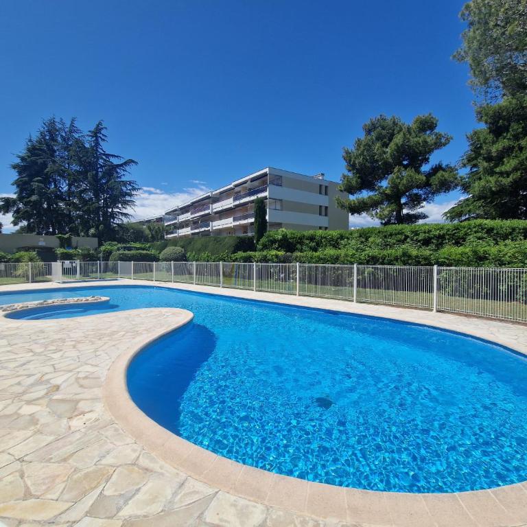 Cozy 1 Br with a seaview, AC, Pool and Parking - Apartment mit 1 Schlafzimmer - 13