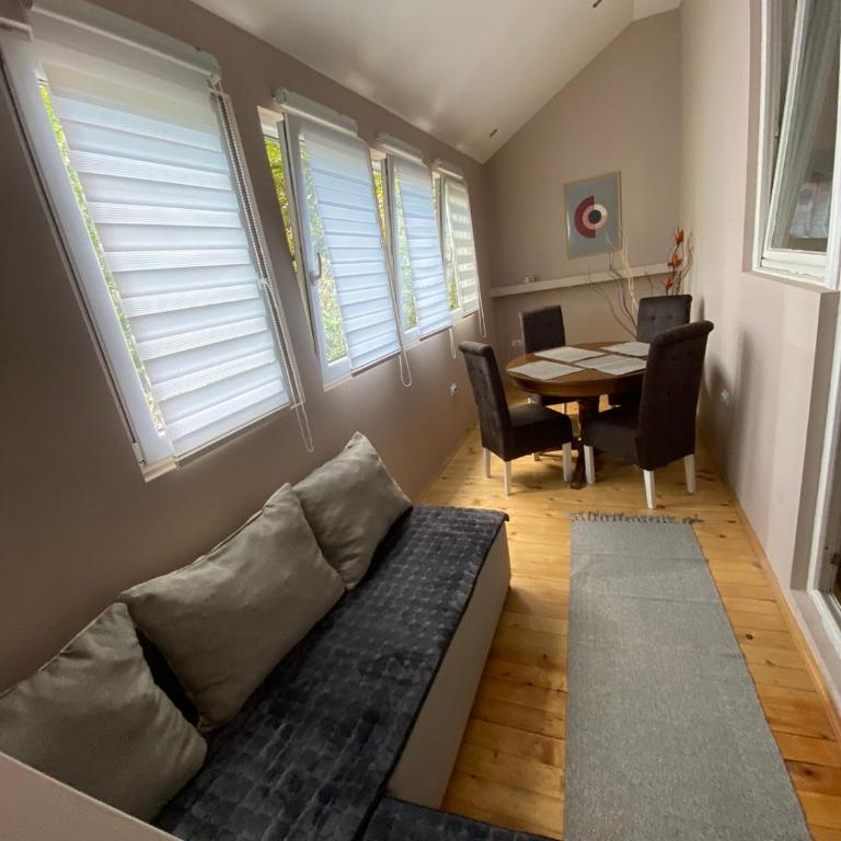 Топ роомс 12 - Two-Bedroom Apartment - 2